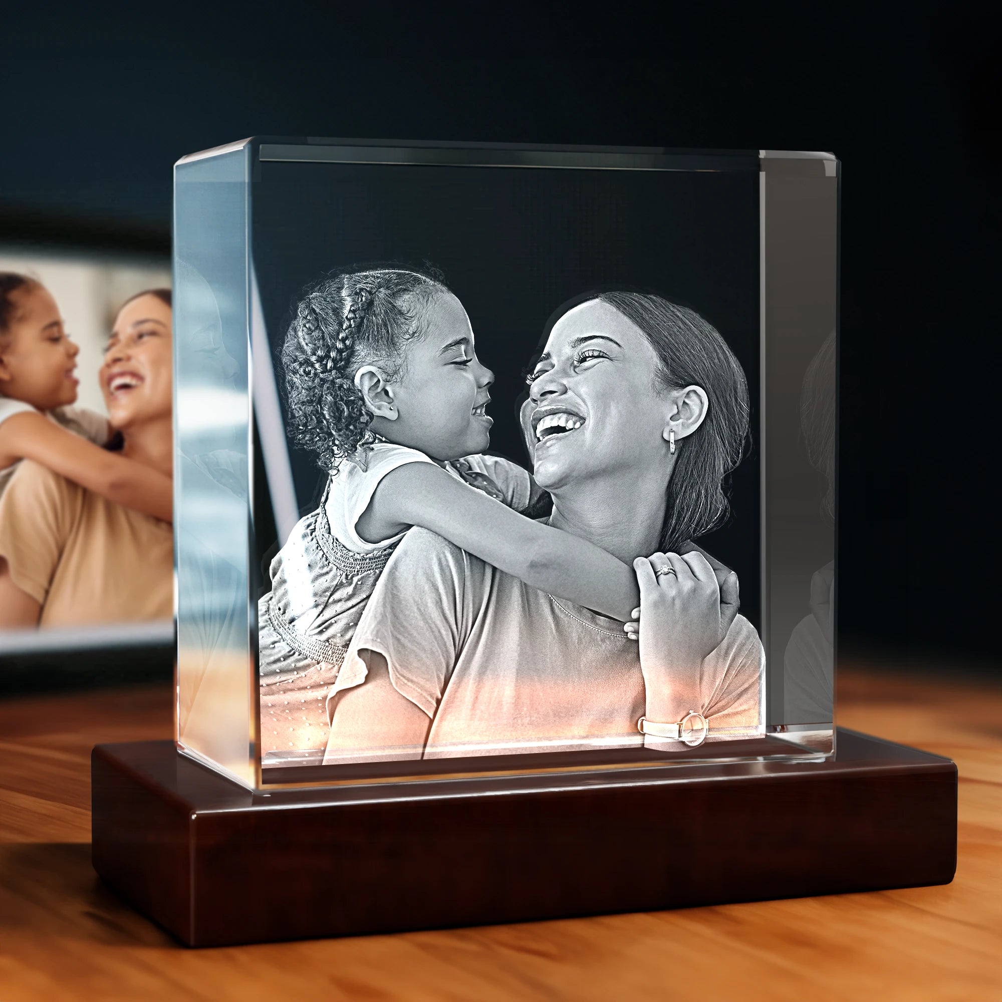 3D Engraving Crystal for Mom - Square - Beyond Memories - 42552362